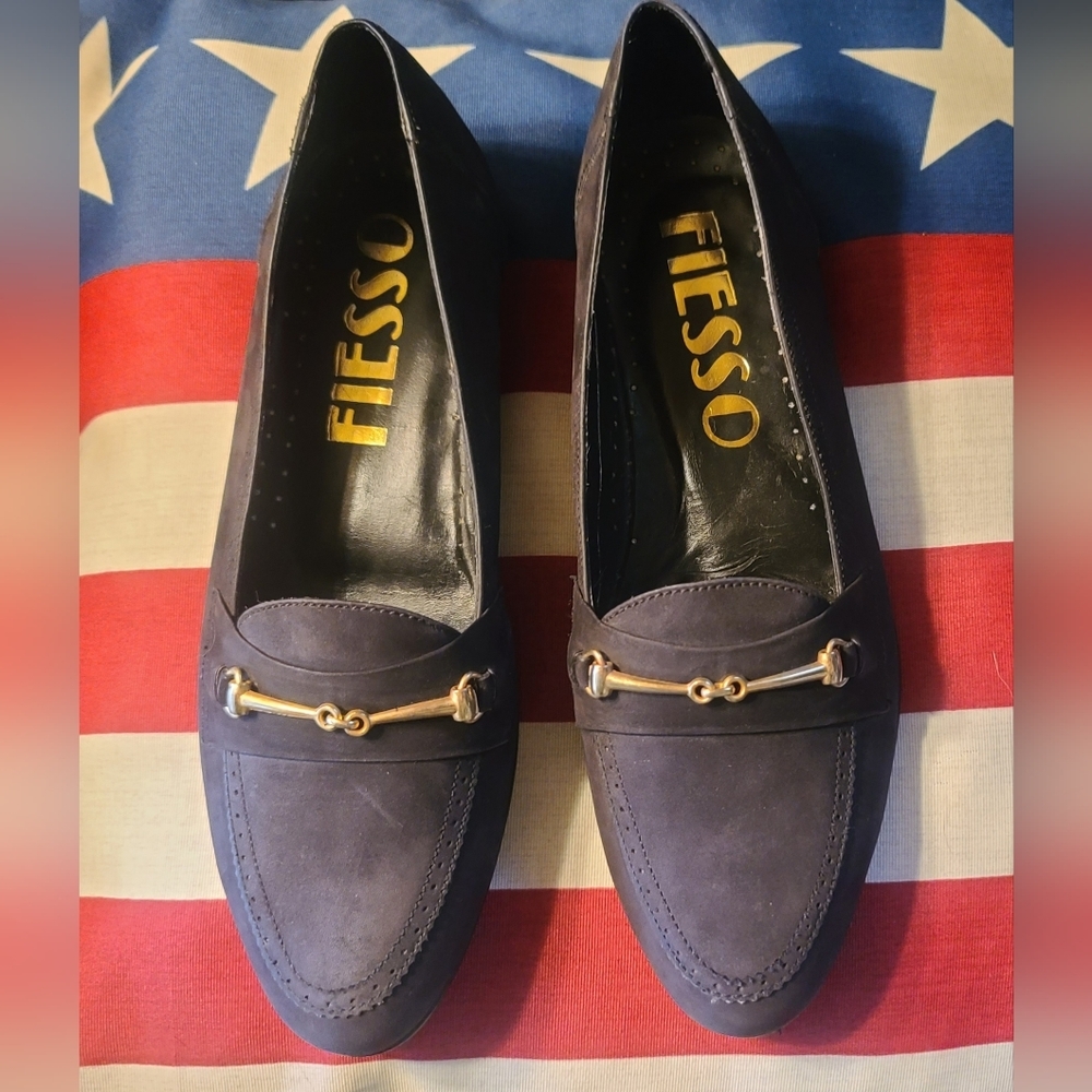 FIESSO leather suede men's size 7.5 loafers slip ons flats in blue.
